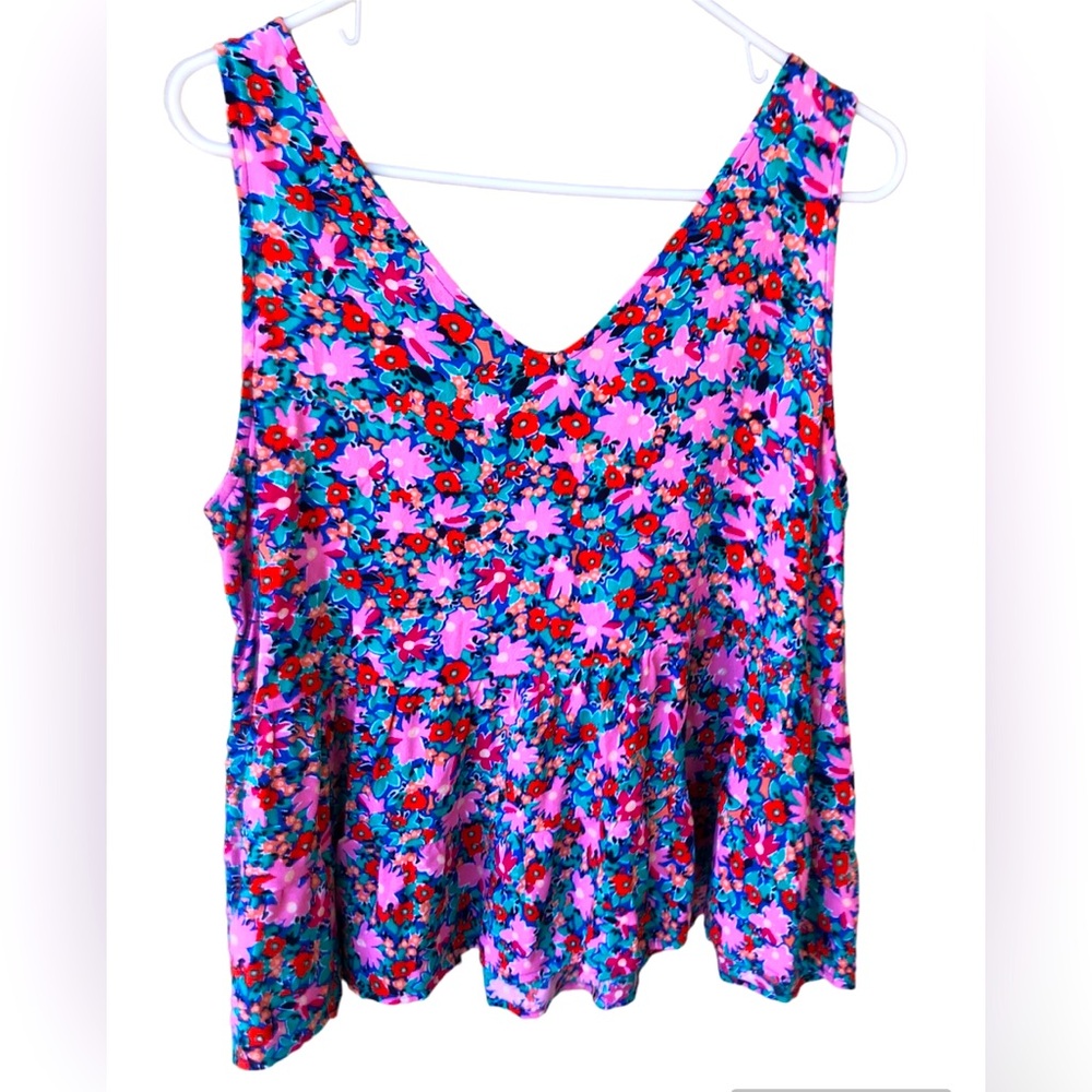 NWT LOFT Floral Sleeveless Top